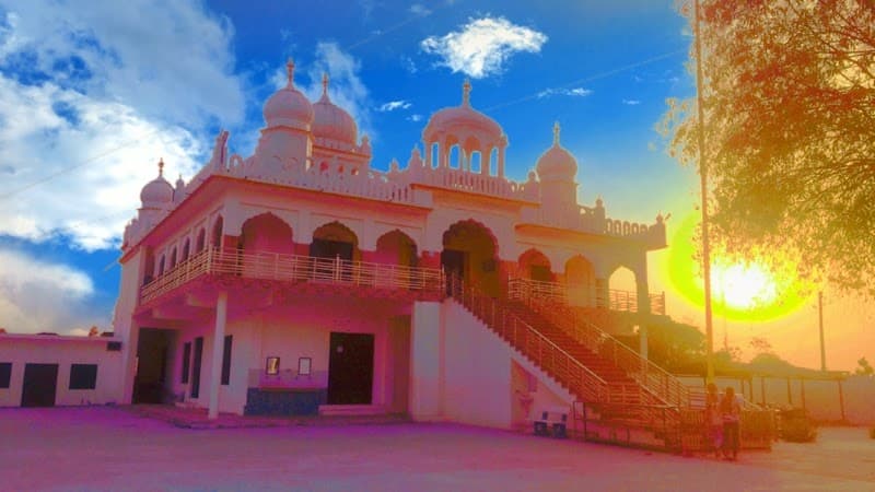Gurudwara Shri Guru Singh Sabha Kulara Farm