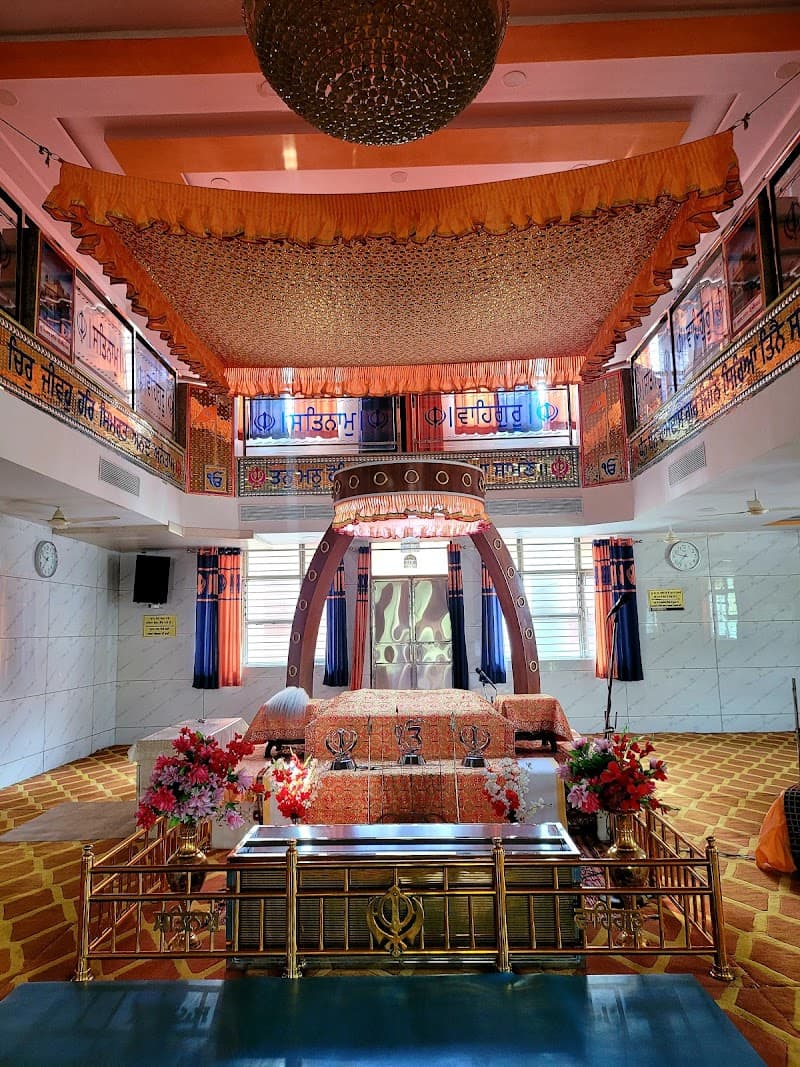 Gurudwara Shri Guru Singh Sabha, B Block Sector 15